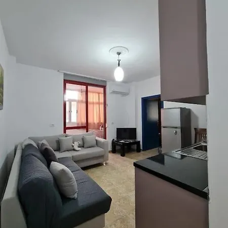 Lägenhet Beach Apartment